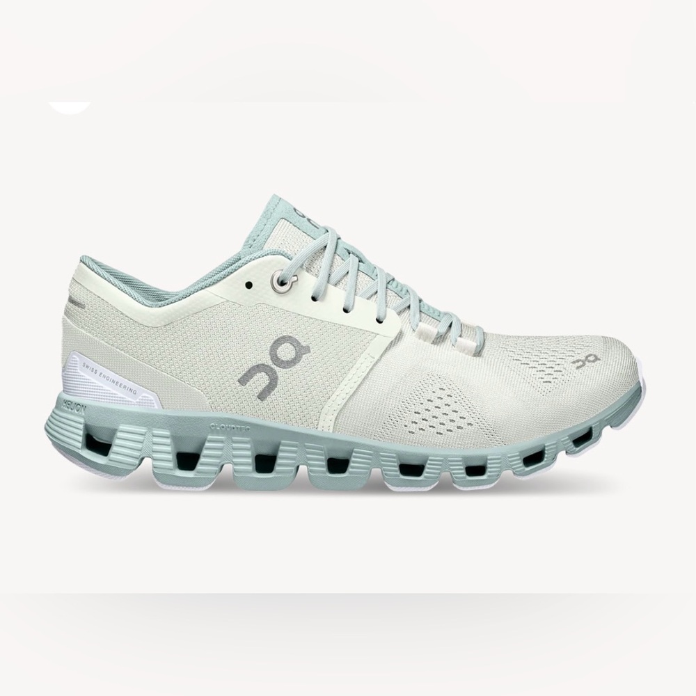 On Running Mint and Light Gray Sneakers